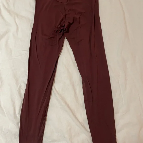 Aerie Real Xtra High-Rise Leggings - Burgundy - Picture 2 of 3